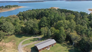 Your dream lakefront escape awaits! This fully furnished - photo 34