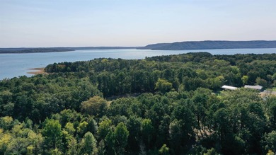 Your dream lakefront escape awaits! This fully furnished - photo 42