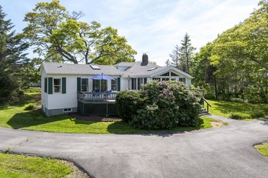 On the coveted, seaside Murray Hill Road, this 2.27-acre - photo 9