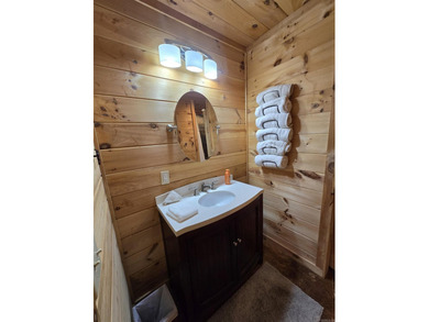 Introducing your dream lakefront getaway! This stunning, fully - photo 22