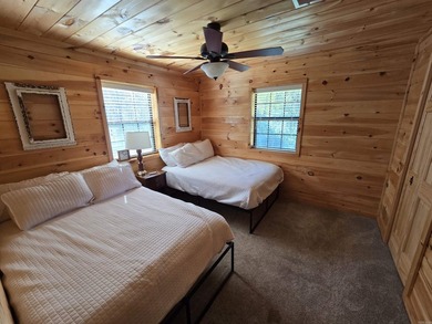 Introducing your dream lakefront getaway! This stunning, fully - photo 23
