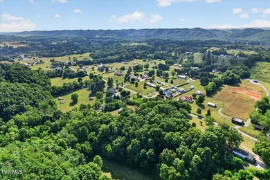 Exceptional opportunity to own 4.58 private acres, 300 ft road - photo 27