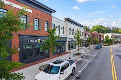 Walkability to the Cumming City Center and listen to music from - photo 28