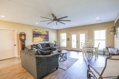 Located in the desirable Island Creek area of Lake Sinclair, 262 - photo 28
