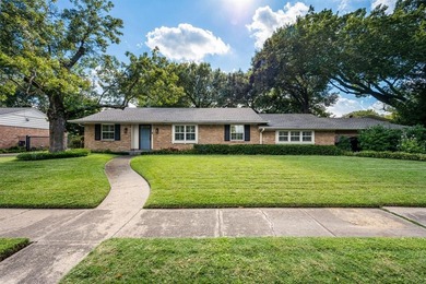 White Rock Lake Home For Sale in Dallas Texas