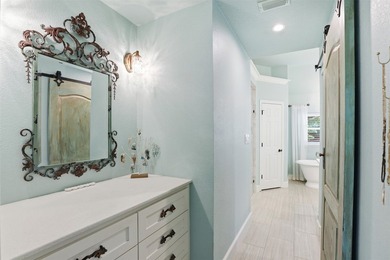 Beautifully updated four-bedroom, three-bath home on a spacious - photo 12