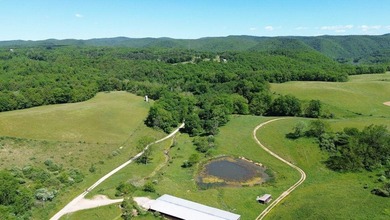 A once-in-a-generation opportunity to own an extraordinary - photo 17