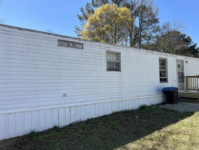 Quiet Living at it's Best! 2Bed/ 1Bath Home in Riverbanks close - photo 20