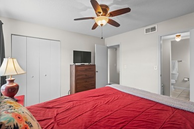 Welcome to this charming 2-bedroom, 2-bathroom condo located - photo 21