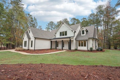 Lake Home For Sale in Greensboro, Georgia