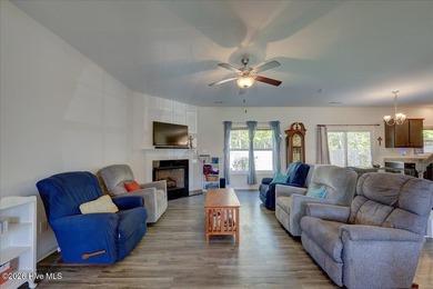 Looking for a spacious home to accommodate many lifestyles. This - photo 7