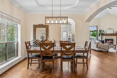 Exceptionally maintained 4-bedroom, 3.5-bath Fort Worth home - photo 7