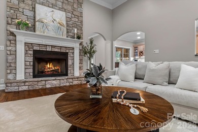 Experience Lake Norman living in a gated, lake-access community - photo 14
