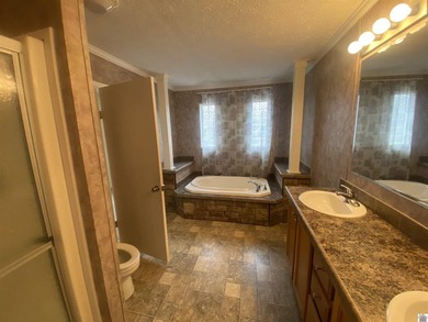 Check out this affordable home. Hardly lived in over the years - photo 18