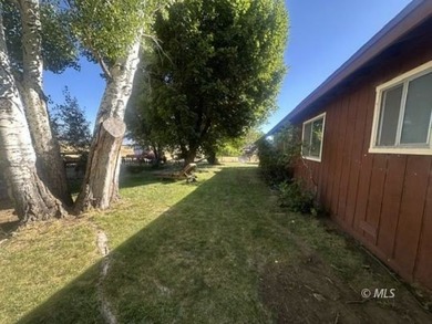 142 Co. Rd. 147 Cedarville, Ca. Escape to the beauty and - photo 19