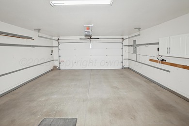 Hillside Cutie! This very well maintained beautiful 3 bedroom, 2