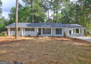 Lake Home For Sale in Jonesboro, Georgia