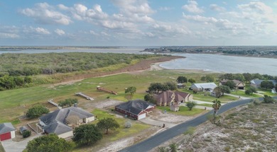 REDUCED BY $10,000! WELCOME TO YOUR WATERFRONT ESCAPE! THIS - photo 2