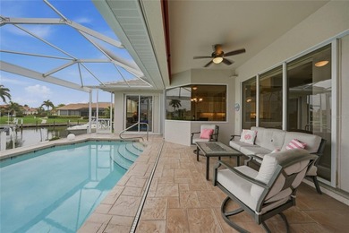 Beautifully designed waterfront home in the highly desirable - photo 27