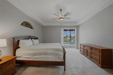 Beautifully designed waterfront home in the highly desirable - photo 31