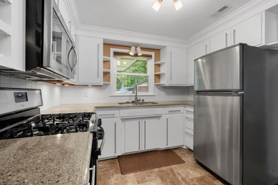 Beautifully updated, move-in ready 2BR, 1.5BA accessible ranch - photo 32