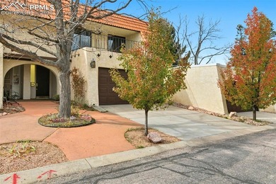 (private lake, pond, creek) Townhome/Townhouse For Sale in Colorado Springs Colorado