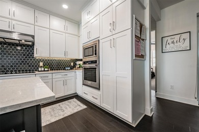 Discover refined waterfront living in the coveted gated - photo 6