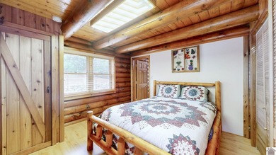 Charming 2 bedroom, 2 bath log cabin in the county near - photo 14