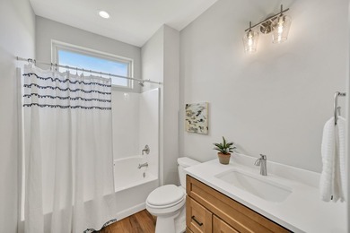 Exceptional craftsmanship & modern design in this stunning new - photo 25