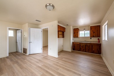 ENJOY PEACEFUL COUNTRY-STYLE LIVING IN THE PERNITAS POINT - photo 8