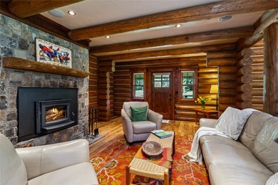 Welcome to this private and picturesque retreat nestled near the - photo 4