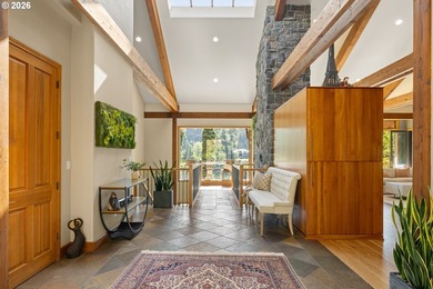 Extraordinary gated Willamette River estate on 1.56 private - photo 6