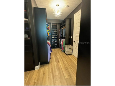 *Your Private Oasis Awaits: Stunning Golf Course Home with