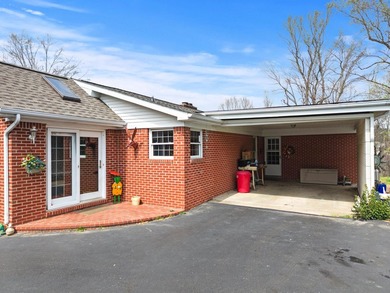Beautiful 3BR, 2BA brick ranch-style home located in Kuttawa!! - photo 31