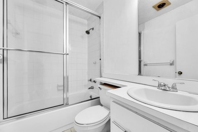 TOWNHOME CAN BE RENTED RIGHT AWAY...6 MONTHS MINIMUM. BRING - photo 26