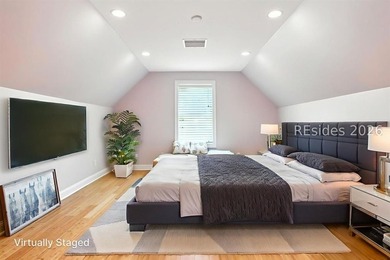 Nestled along the shores of Hampton Lake, this exceptional - photo 32