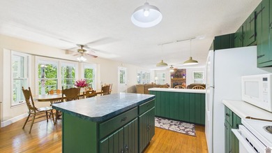 Welcome to your ultimate lakefront escape! This charming - photo 11