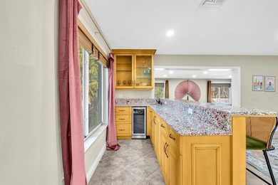 Welcome to your own tropical paradise in this E Oakland Park - photo 12