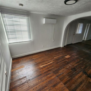 Three free standing efficiency apartments with kitchenettes - photo 3