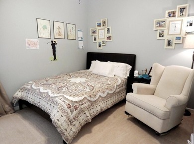 LARGEST 2 Story END Unit Townhse-3Bd/2.5Ba/2CarGar+LOFT/2161sf - photo 14