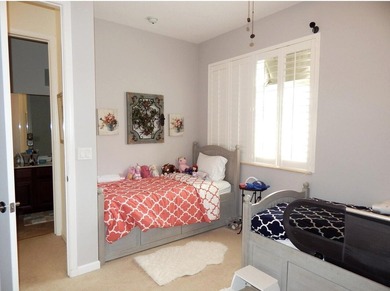 LARGEST 2 Story END Unit Townhse-3Bd/2.5Ba/2CarGar+LOFT/2161sf - photo 16