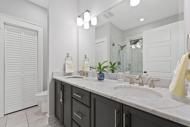 Motivated sellers, bring all offers! Located in Fox Hollow, one - photo 23
