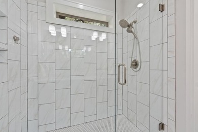 Motivated sellers, bring all offers! Located in Fox Hollow, one - photo 24