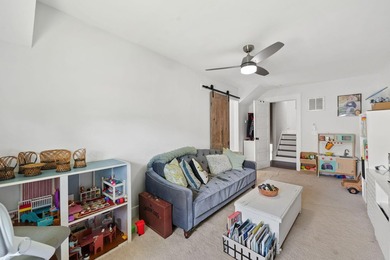 Motivated sellers, bring all offers! Located in Fox Hollow, one - photo 25