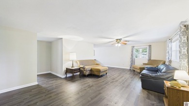 Welcome to your ultimate lakefront escape! This charming - photo 25