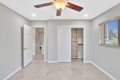 Welcome to your own tropical paradise in this E Oakland Park - photo 27