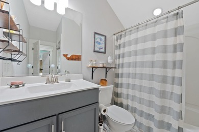Motivated sellers, bring all offers! Located in Fox Hollow, one - photo 29