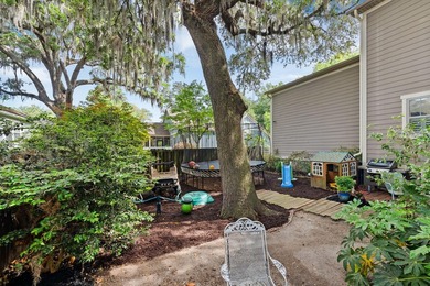Motivated sellers, bring all offers! Located in Fox Hollow, one - photo 36