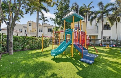 LARGEST 2 Story END Unit Townhse-3Bd/2.5Ba/2CarGar+LOFT/2161sf - photo 38