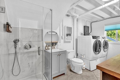 Welcome to your own tropical paradise in this E Oakland Park - photo 39